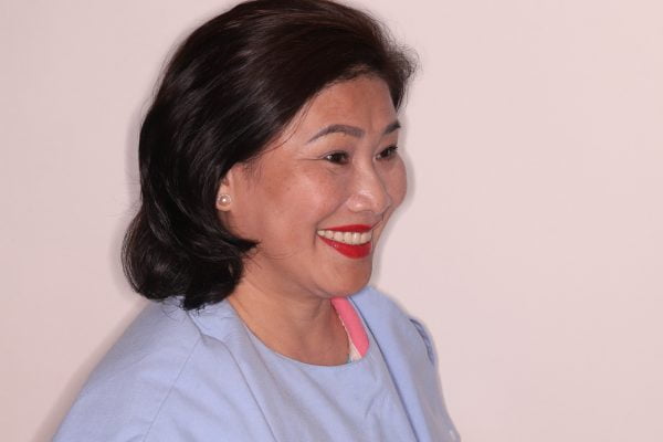 KHÁCH HÀNG DÁN SỨ VENEER TẠI NHA KHOA ANH DŨNG GIA LAI