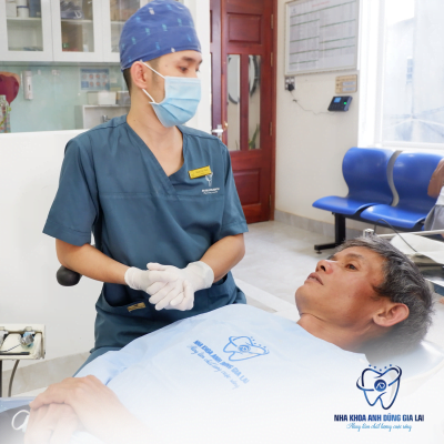 Top 4 lưu ý quan trọng khi chăm sóc răng miệng cho người cao tuổi